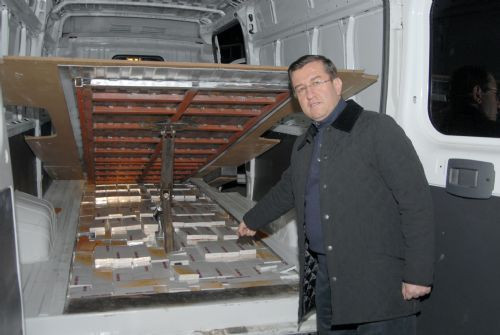 Sigara kaçaksı bu yöntemiyle şaşırttı! - Resim: 1