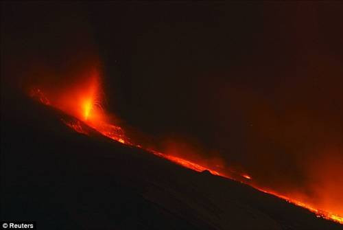 Etna yanardağı faaliyete geçti - Resim: 3