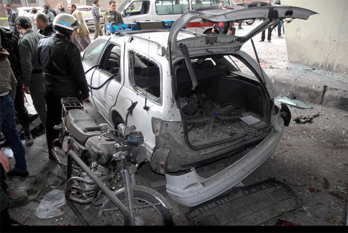 Katliam gibi intihar saldırısı - Resim: 3