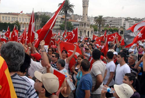 Meydanlardan teröre lanet yağdı - Resim: 1