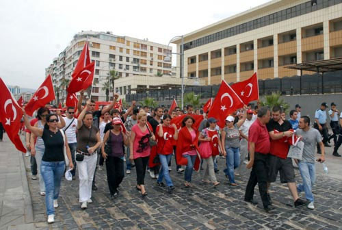 Meydanlardan teröre lanet yağdı - Resim: 2