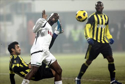 Manisaspor - Fenerbahçe  - Resim: 2