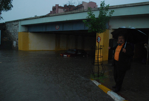 Aydın sular altında kaldı - Resim: 1