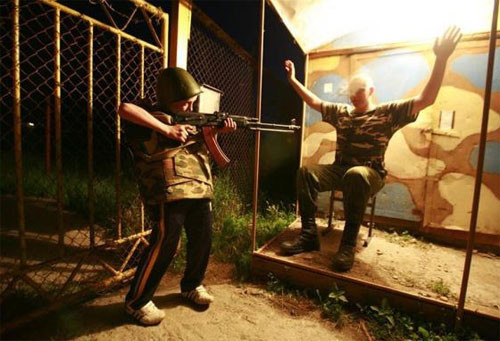 Rusya'nın "çocuk" askerleri - Resim: 1