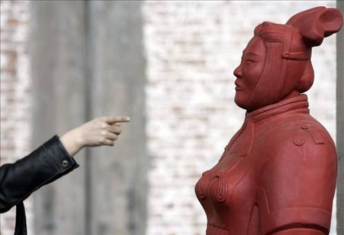Şaşırtan dev heykeller - Resim: 1