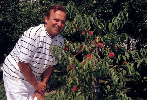 Ünlülerin ilk otomobilleri - Resim: 4