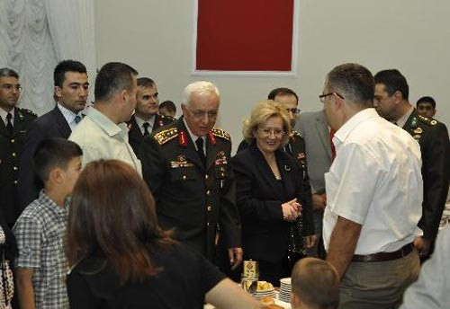 Koşaner'den iftar - Resim: 1