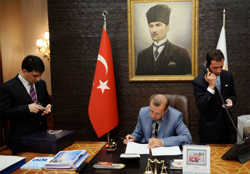 Erdoğan konuşmaya böyle hazırlandı - Resim: 1