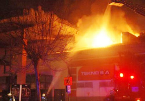 Kadıköy'de AVM yangını! - Resim: 3