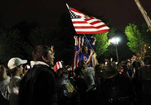 Beyaz Saray'ın önünde sevinç kutlamaları! - Resim: 4