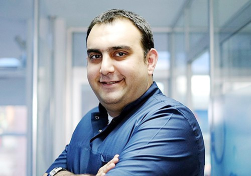 Ünlü diş hekimi borçları nedeniyle intihar etti - Resim: 1