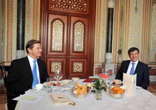 İki bakandan samimi pozlar - Resim: 3