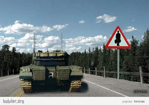 Bobiler Kenan Evren'i bu hale getirdi - Resim: 2