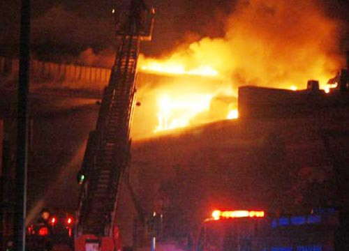 Kadıköy'de AVM yangını! - Resim: 4