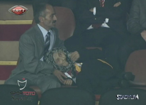 Fatma Nine Sami Yen'de yıkıldı! - Resim: 2