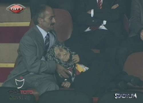 Fatma Nine Sami Yen'de yıkıldı! - Resim: 3