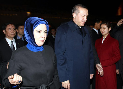 Erdoğan'a Urumçi'de coşkulu karşılama - Resim: 3