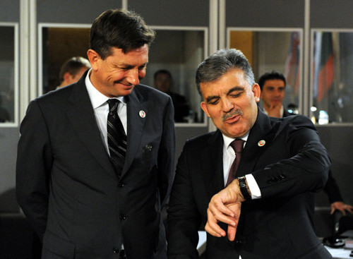 Portekiz'de Gül'e büyük övgü - Resim: 3