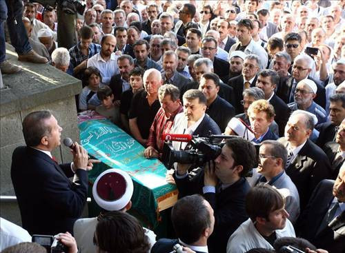 Başbakan Erdoğan'ın acı günü - Resim: 2