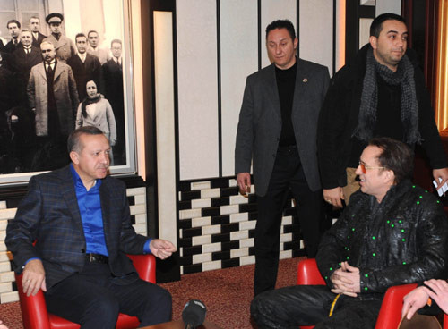 Başbakan ünlü yıldızı böyle karşıladı. - Resim: 4