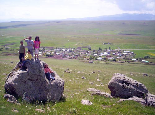 Delikli taşta kalp sesi dinliyorlar! - Resim: 3