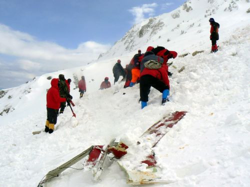 Enkazdan ilk görüntüler - Resim: 1
