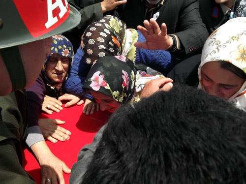 Kürtçe ağıtlar yürekleri dağladı - Resim: 4