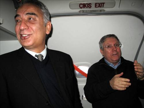 Polat'ın dudağı uçukladı - Resim: 3