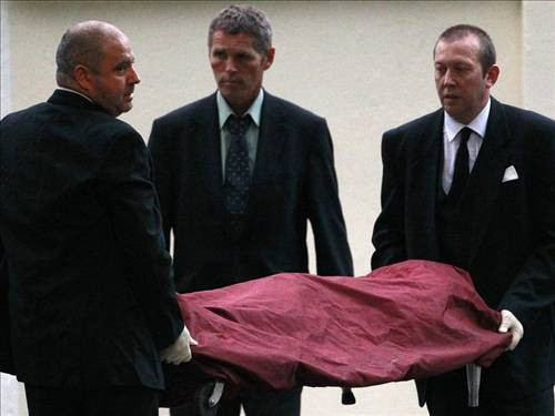 Amy evinden böyle çıkarıldı - Resim: 2