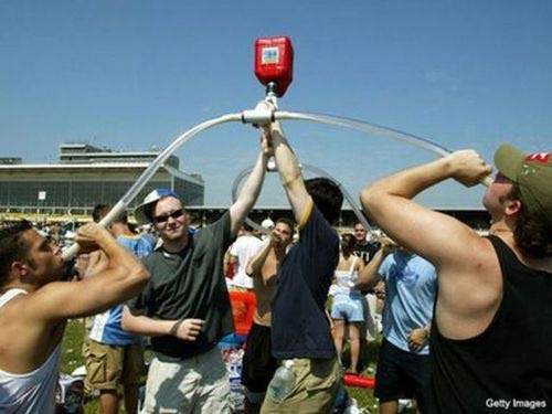 Gençler eğlenceyi fena abarttı! - Resim: 2