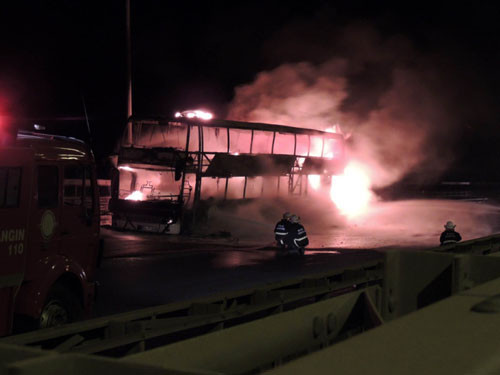 66 yolcu diri diri yanacaktı - Resim: 3