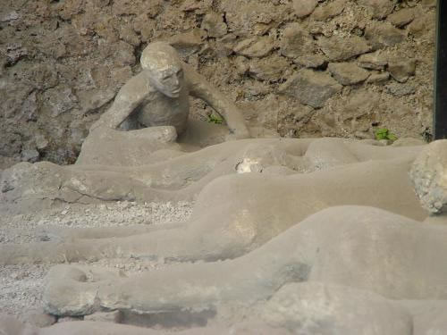 Edepsizlikten taş kesilen halk - Resim: 2