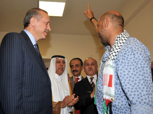 Erdoğan'ı alnından öptüler - Resim: 3