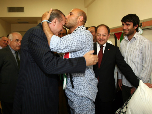 Erdoğan'ı alnından öptüler - Resim: 4