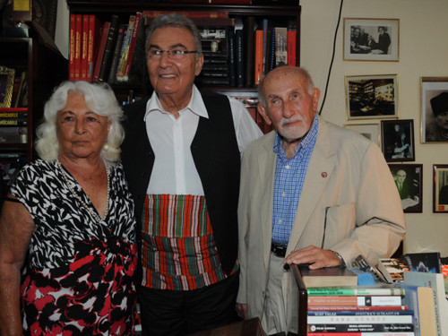 Baykal memleketinde şalvarı çekti - Resim: 3