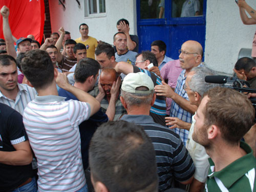 Yüreğimiz 12 şehidimize yandı - Resim: 3