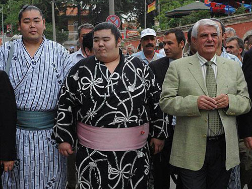 Kırkpınar sumocuları dünyayı yedi - Resim: 4