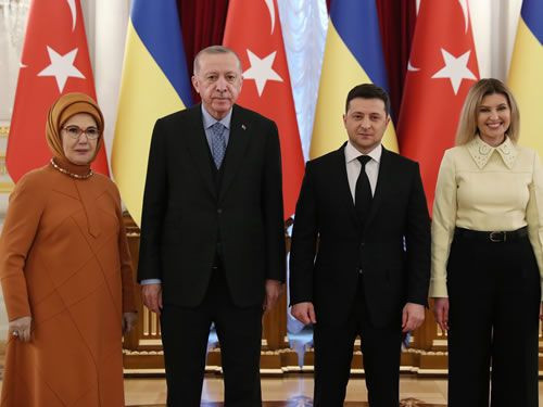 Ukrayna lideri Zelenski'nin eşi Olena Zelenka: Emine Erdoğan'dan yardım istedim - Resim: 2