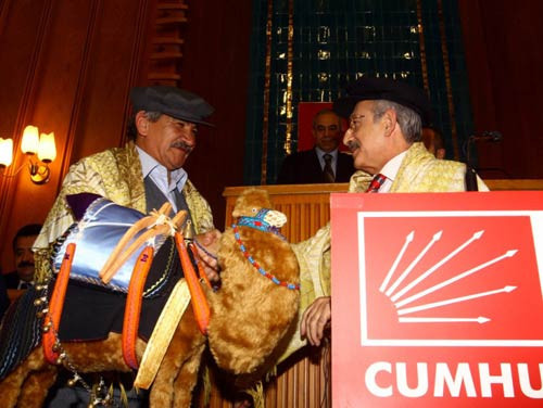 CHP Liderine hediye! - Resim: 4