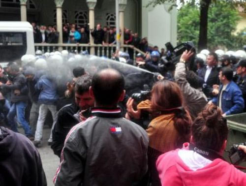 İzmit savaş alanına döndü - Resim: 2