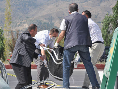 Bir aile daha trafiğe kurban gitti - Resim: 4