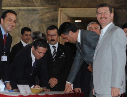 Hakan Şükür verdiği sözü tuttu ve... - Resim: 2