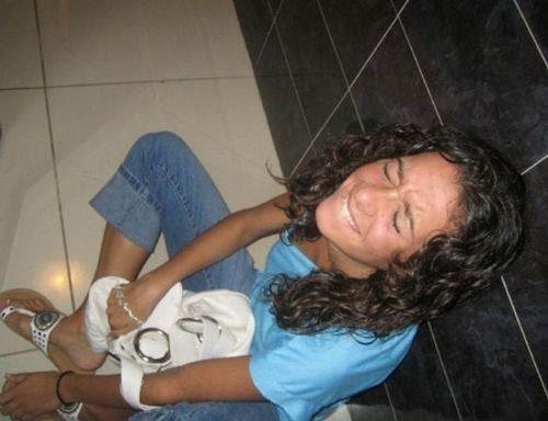 Kızlar dikkatsizliklerin kurbanı oldu - Resim: 1