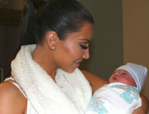 Kim Kardashian'ın bebeğine hediye yağdı! - Resim: 1