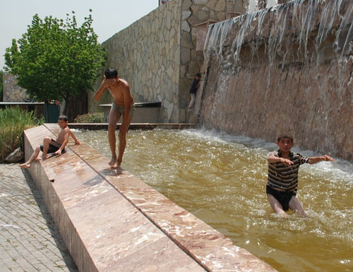 İzmir 46 dereceyi gördü - Resim: 3