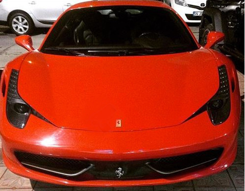 Türkiye sokaklarının lüks arabaları - Resim: 1