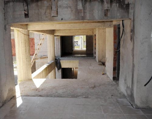 Rize'de fıkra gibi Hükümet Konağı - Resim: 3