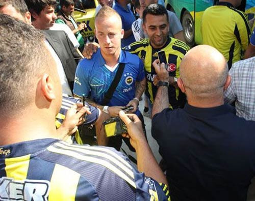 Fenerbahçe böyle karşılandı - Resim: 4