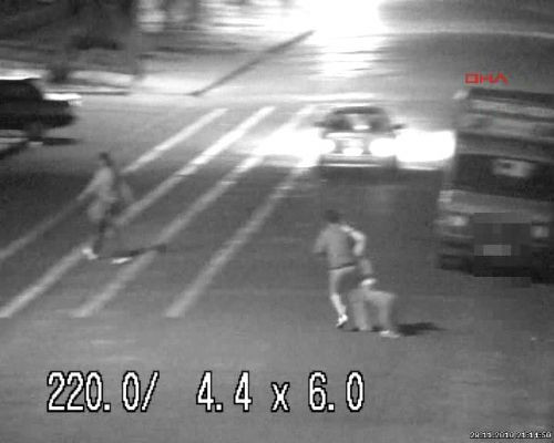 Genç kızı böyle sürükledi - Resim: 1