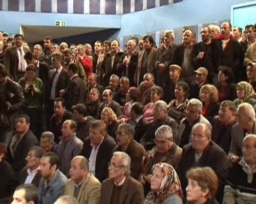 Belediyeyi darmadağan ettiler - Resim: 1